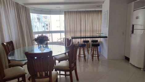 3 suites, 2 parking spaces | Meia Praia