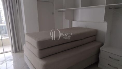 2 suites, 1 dormitorio, 2 estacionamientos | Meia Praia