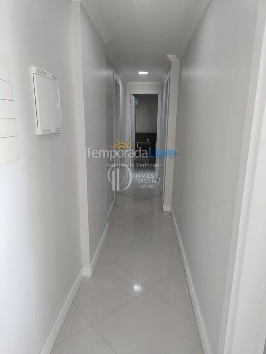 Apartment for vacation rental in Itapema (Meia Praia)
