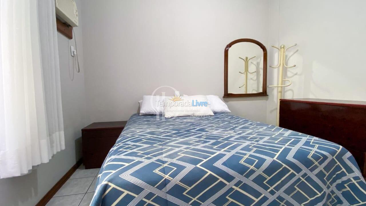 Apartamento para alquiler de vacaciones em Itapema (Meia Praia)