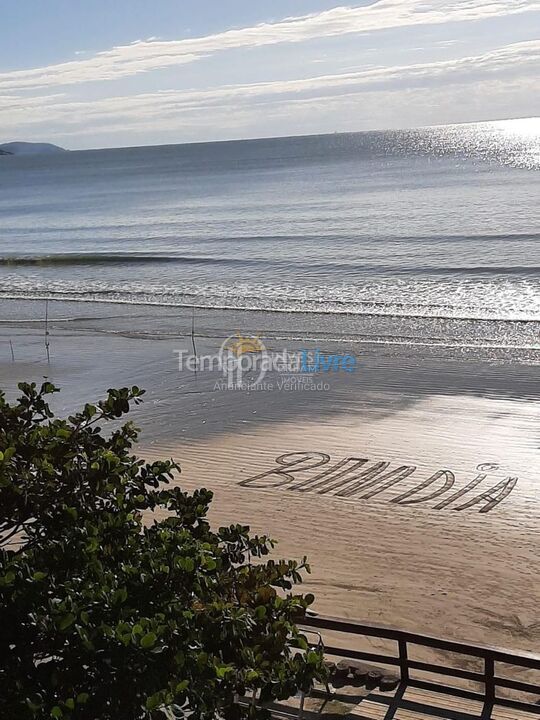 Apartamento para aluguel de temporada em Itapema (Meia Praia)