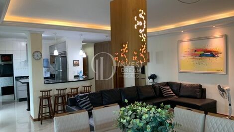 4 suites, 2 plazas de aparcamiento, Meia Praia