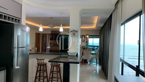 4 suites, 2 plazas de aparcamiento, Meia Praia