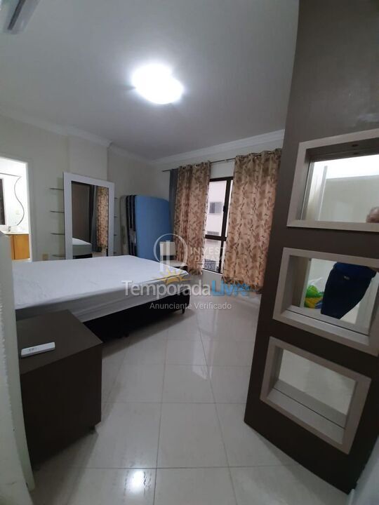 Apartamento para aluguel de temporada em Itapema (Meia Praia)