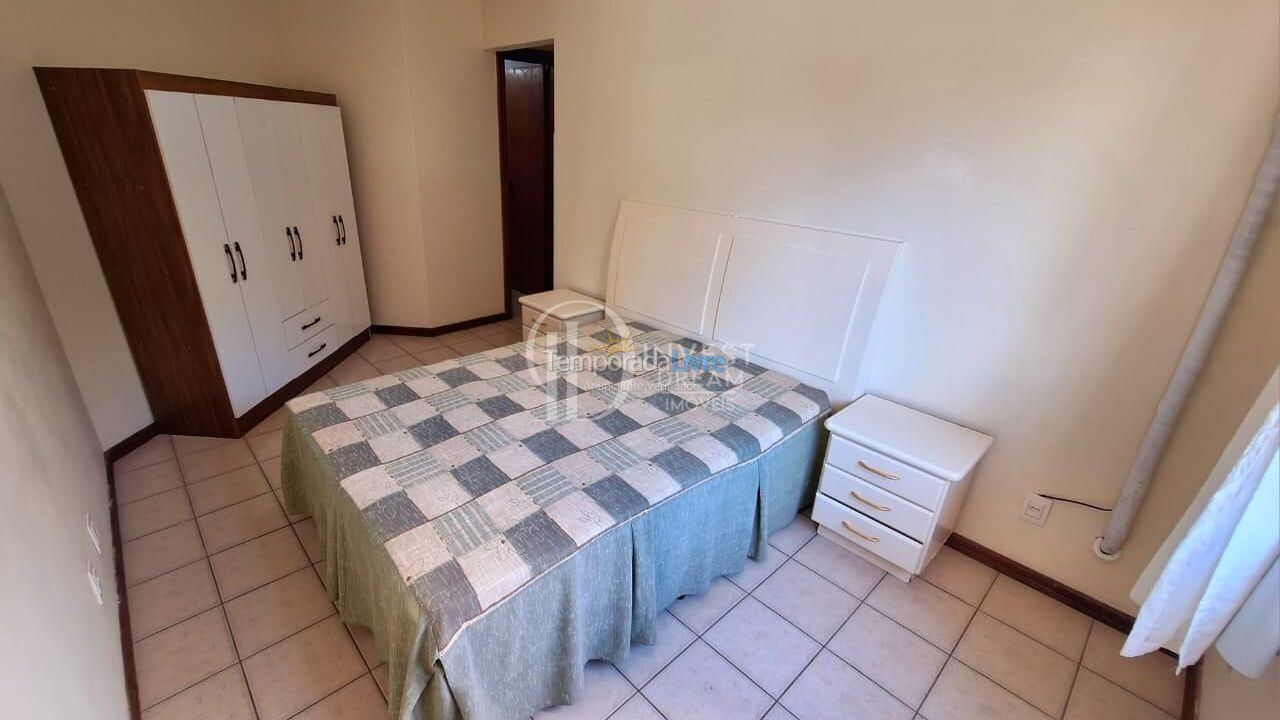 Apartment for vacation rental in Itapema (Meia Praia)