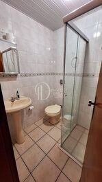 2 bedrooms, 1 suite, 1 parking space | Meia Praia