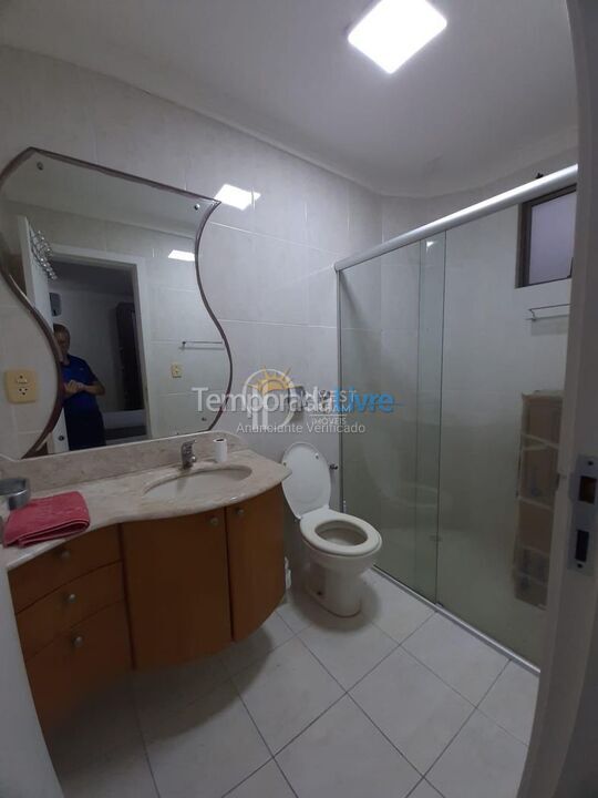 Apartamento para aluguel de temporada em Itapema (Meia Praia)