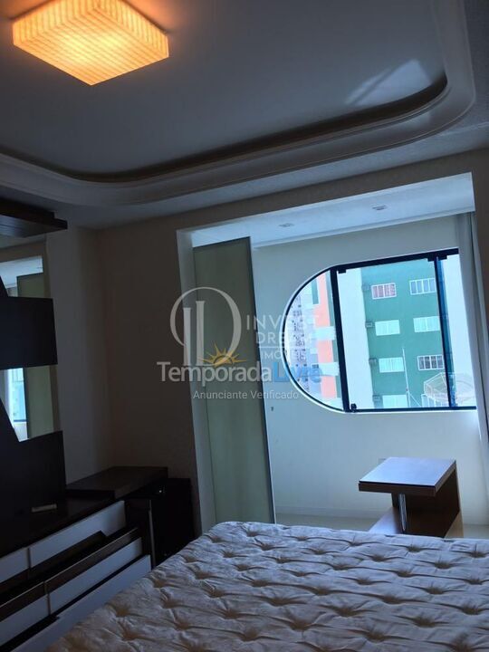 Apartamento para alquiler de vacaciones em Itapema (Meia Praia)