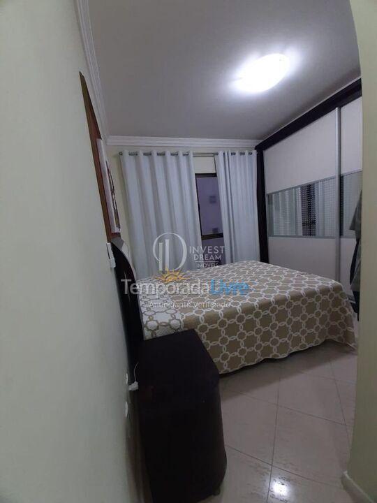 Apartamento para aluguel de temporada em Itapema (Meia Praia)