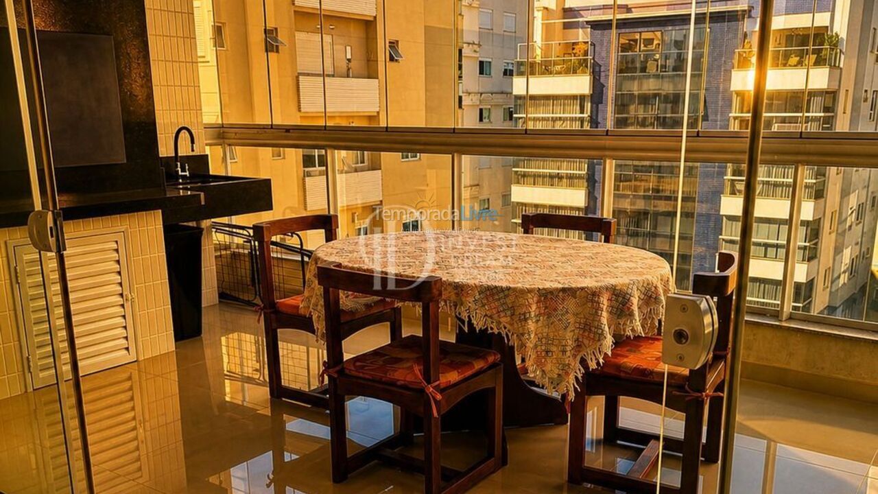 Apartamento para alquiler de vacaciones em Itapema (Meia Praia)