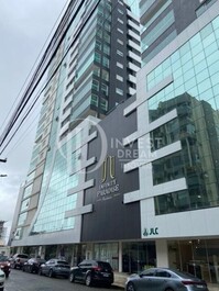 APARTAMENTO TOTALMENTE AMUEBLADO EN MEIA PRAIA