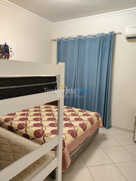 Casa para alquiler de vacaciones em Itapema (Meia Praia)