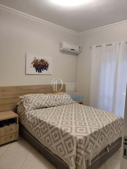 Casa para alquiler de vacaciones em Itapema (Meia Praia)