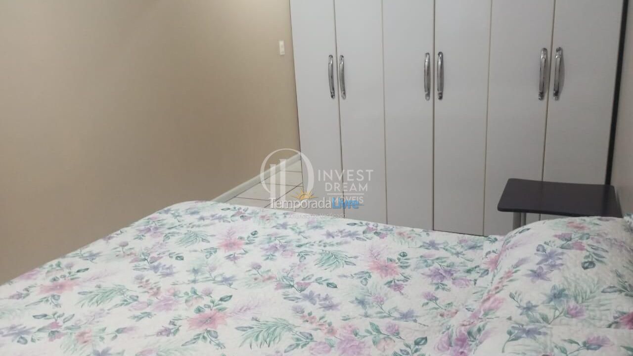 Apartment for vacation rental in Itapema (Centro)