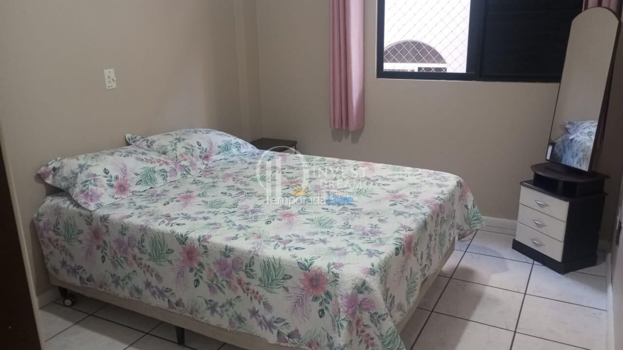 Apartment for vacation rental in Itapema (Centro)