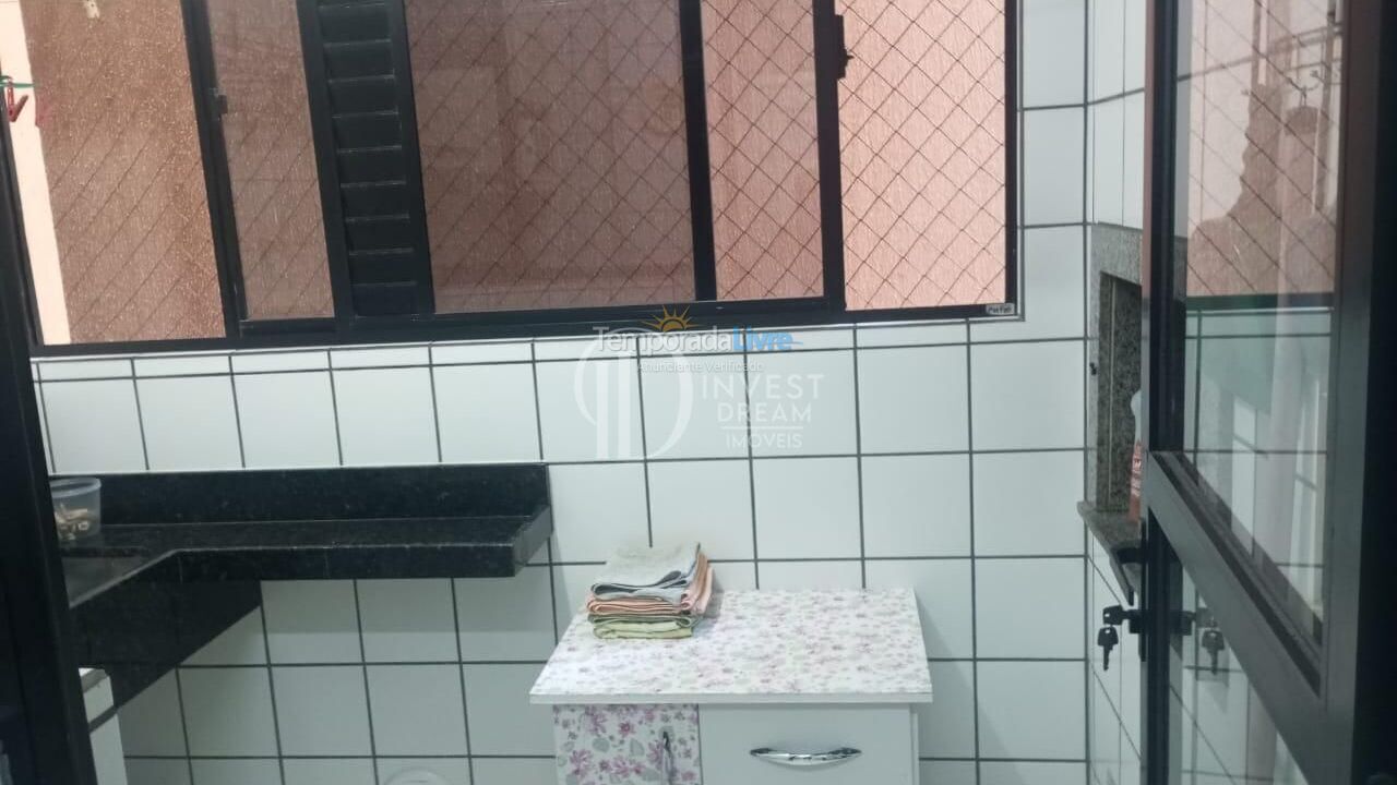 Apartment for vacation rental in Itapema (Centro)