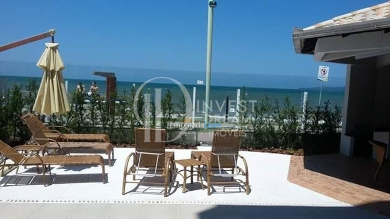 Apartment for vacation rental in Itapema (Meia Praia)