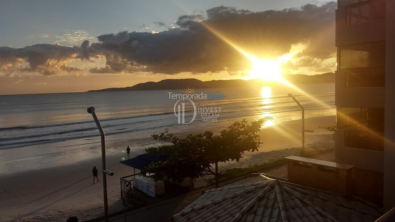 Apartment for vacation rental in Itapema (Meia Praia)