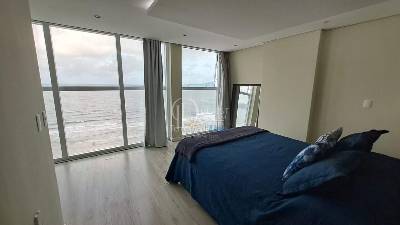Apartment for vacation rental in Itapema (Meia Praia)