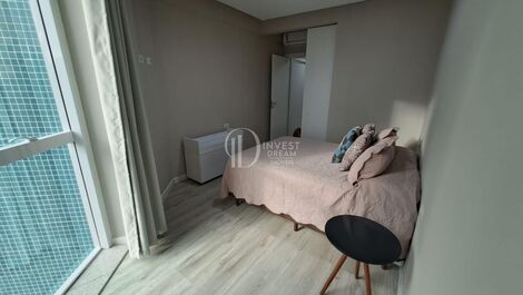 3 suites, 1 powder room, 2 parking spaces