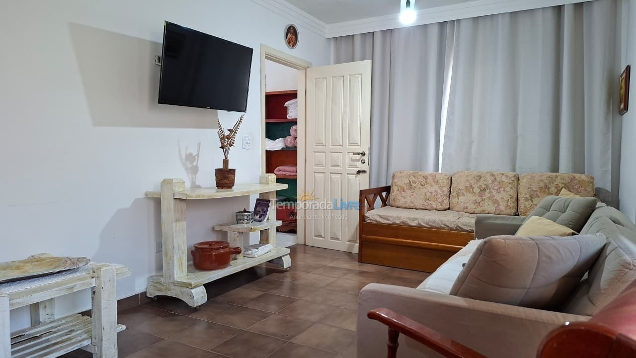 Casa para alquiler de vacaciones em Ubatuba (Praia das Toninhas)