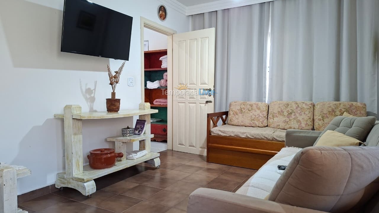 Casa para alquiler de vacaciones em Ubatuba (Praia das Toninhas)