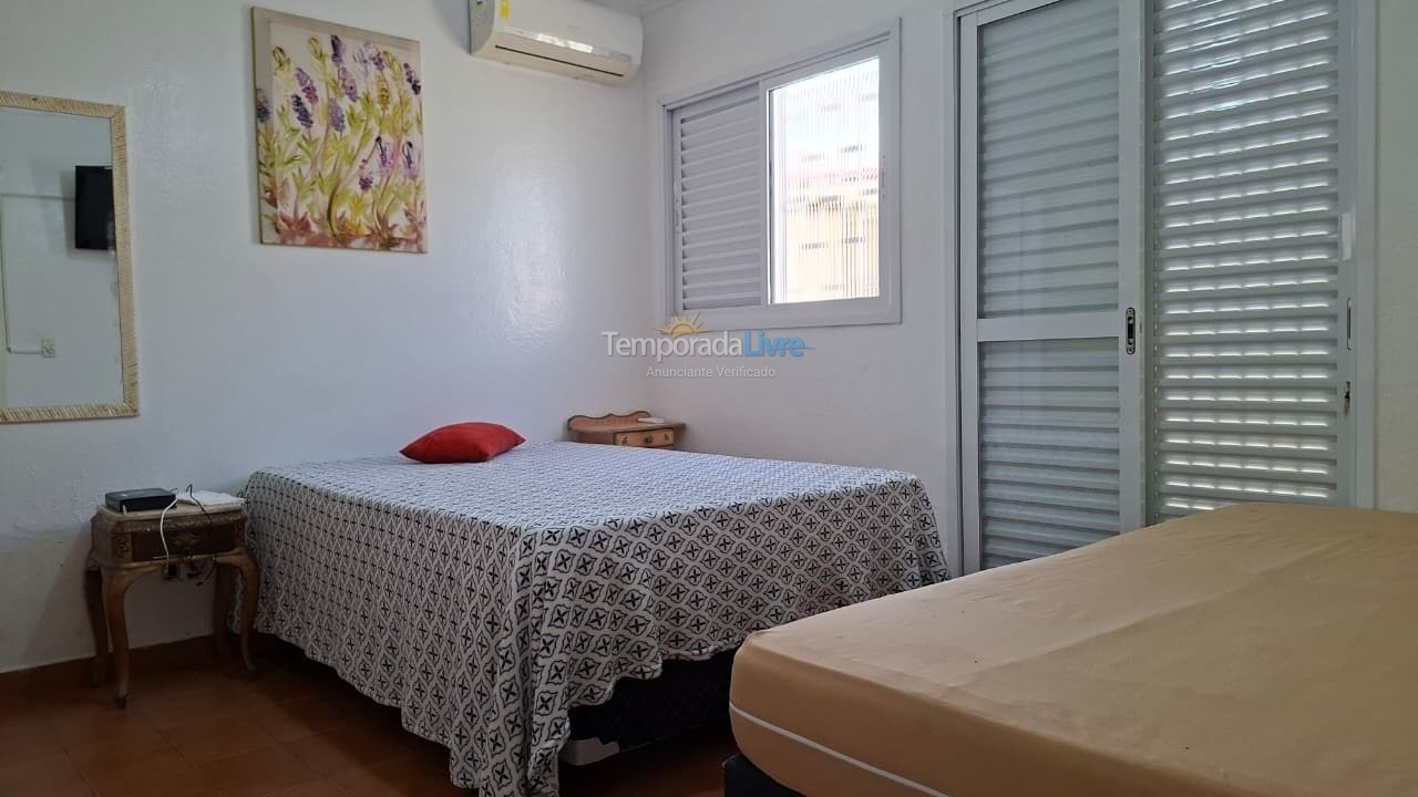 Casa para alquiler de vacaciones em Ubatuba (Praia das Toninhas)
