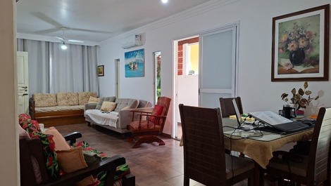 Casa Completa para 13 Personas | 3 Suites | Parrila | Ubatuba