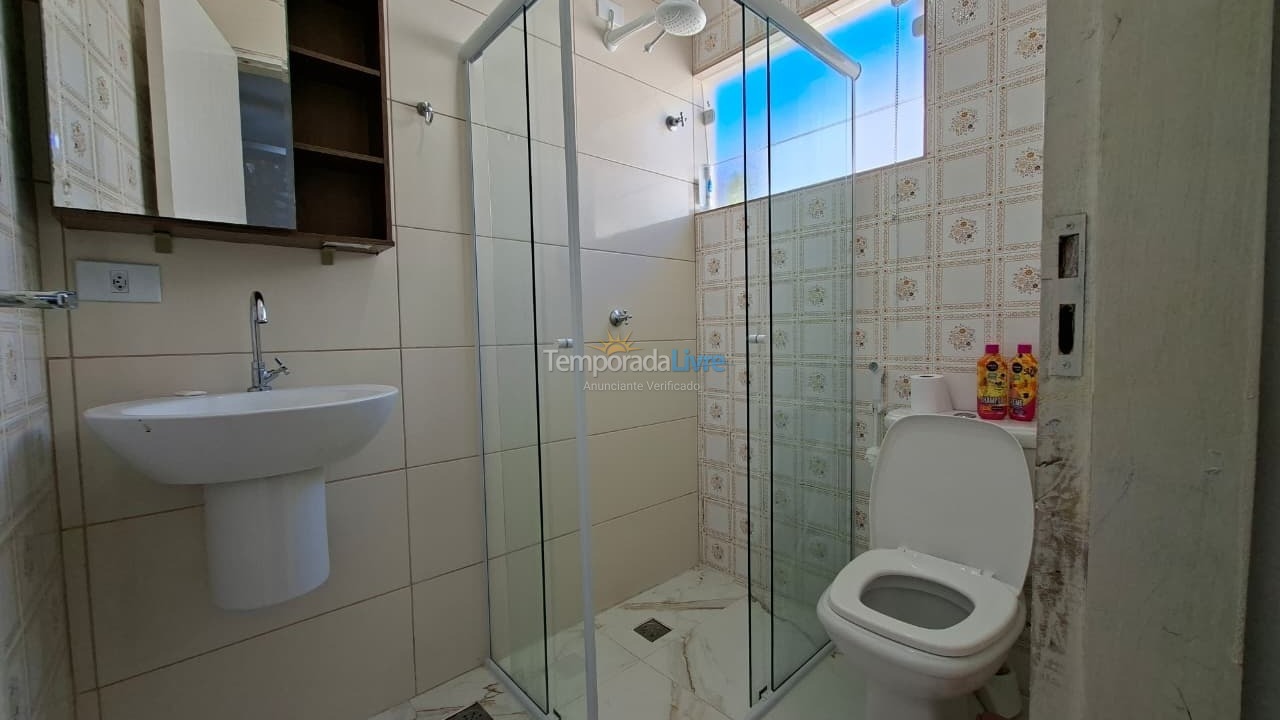 Casa para alquiler de vacaciones em Ubatuba (Praia das Toninhas)