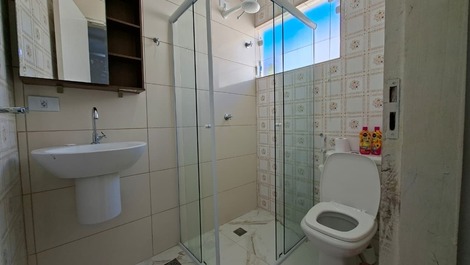 Casa Completa para 13 Personas | 3 Suites | Parrila | Ubatuba