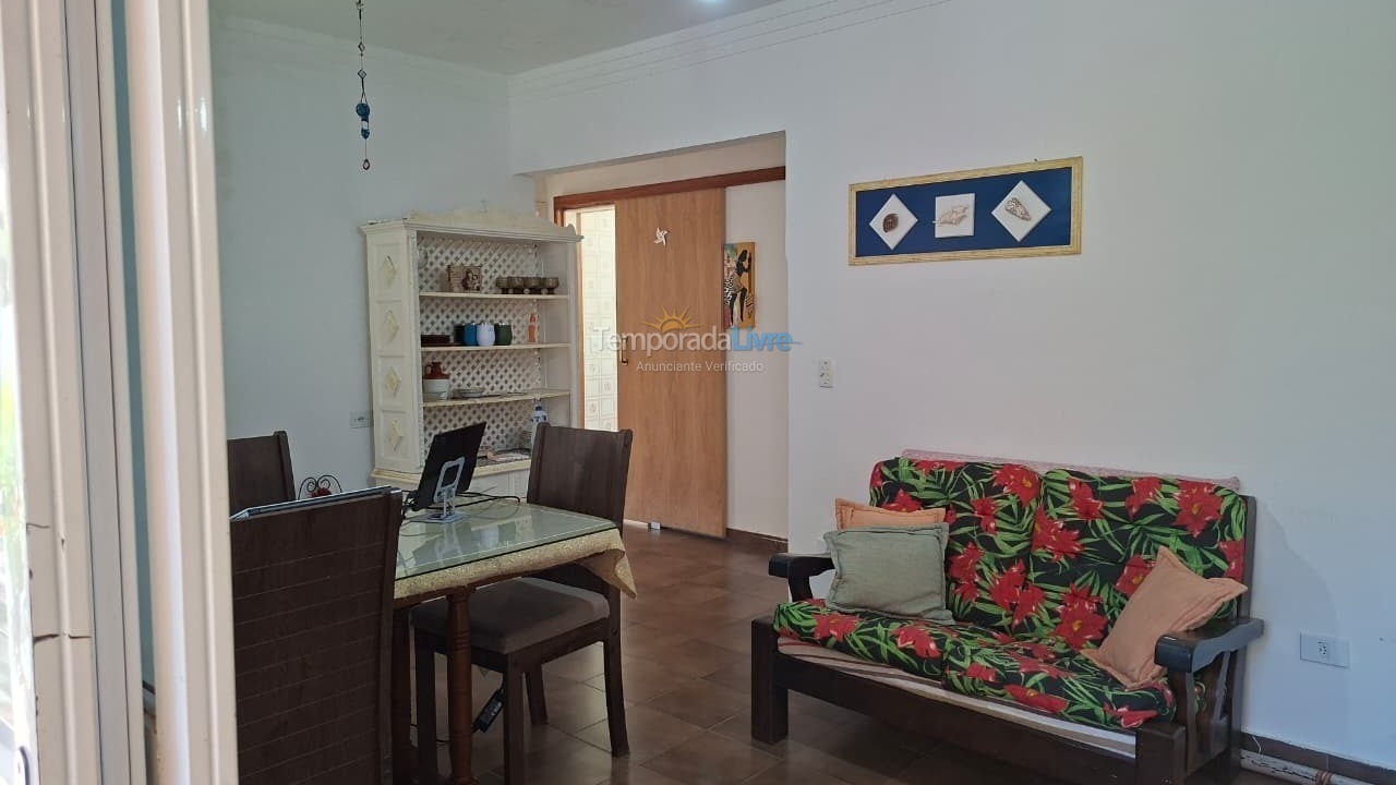 Casa para alquiler de vacaciones em Ubatuba (Praia das Toninhas)