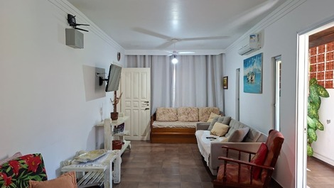 Casa Completa para 13 Personas | 3 Suites | Parrila | Ubatuba