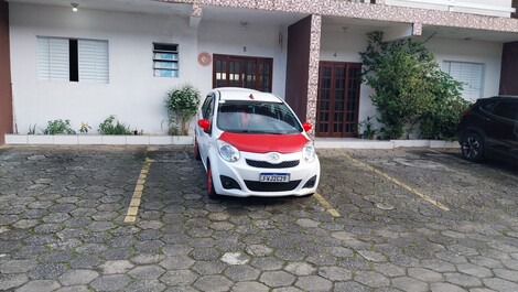 KITINET EM ITANHAEM SP 15 METROS DA PRAIA