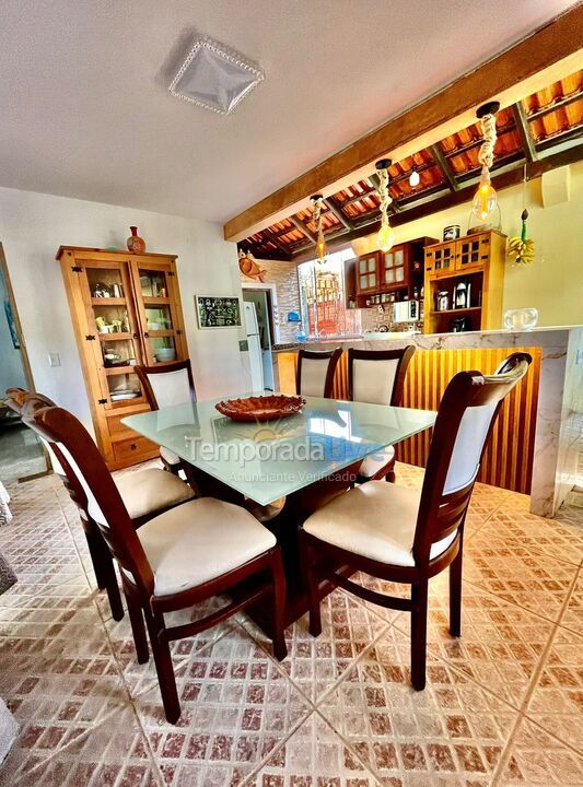 Casa para alquiler de vacaciones em Bombinhas (Praia de Canto Grande Mar Sem Ondas)