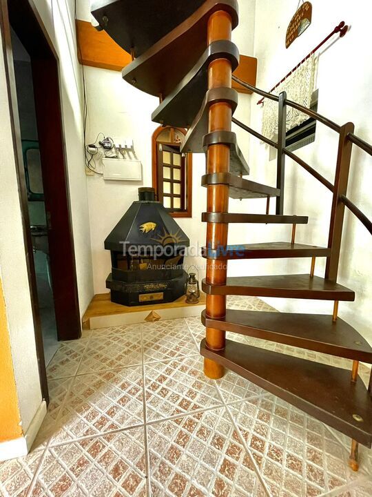 Casa para alquiler de vacaciones em Bombinhas (Praia de Canto Grande Mar Sem Ondas)