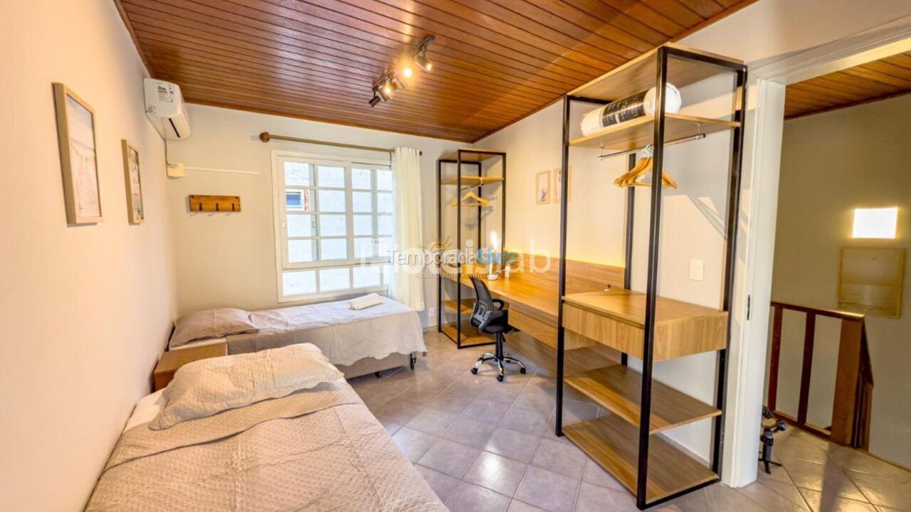 Apartment for vacation rental in Florianópolis (Cachoeira do Bom Jesus)