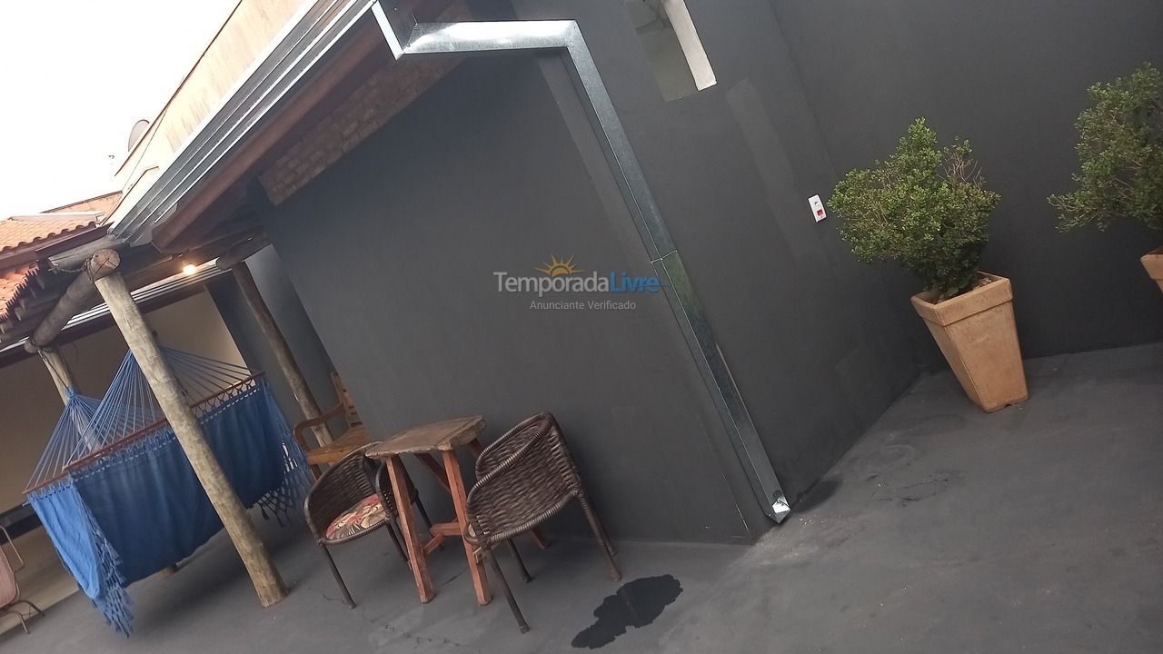 Casa para aluguel de temporada em Olímpia (Quinta Das Aroeiras)