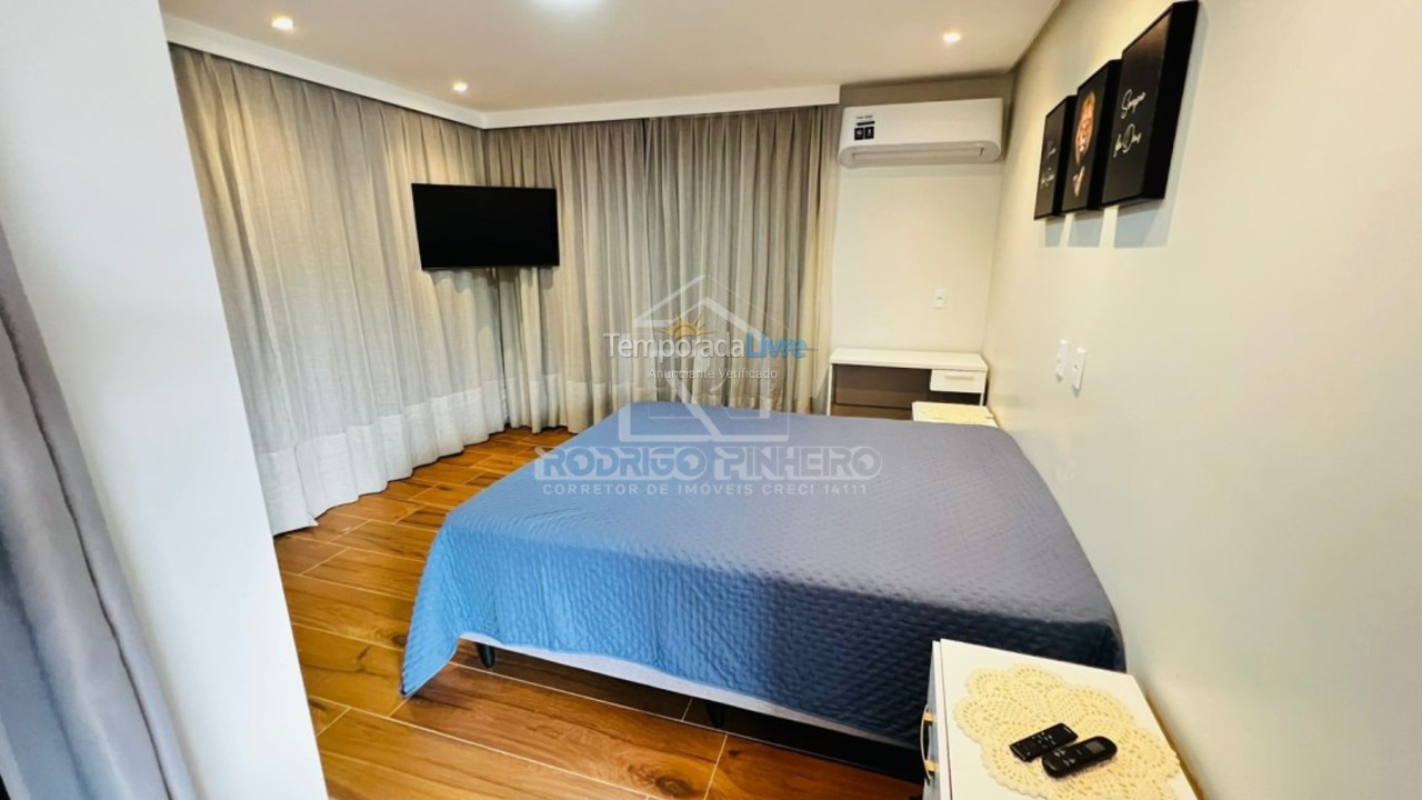 Apartment for vacation rental in Bombinhas (Canto Grande)