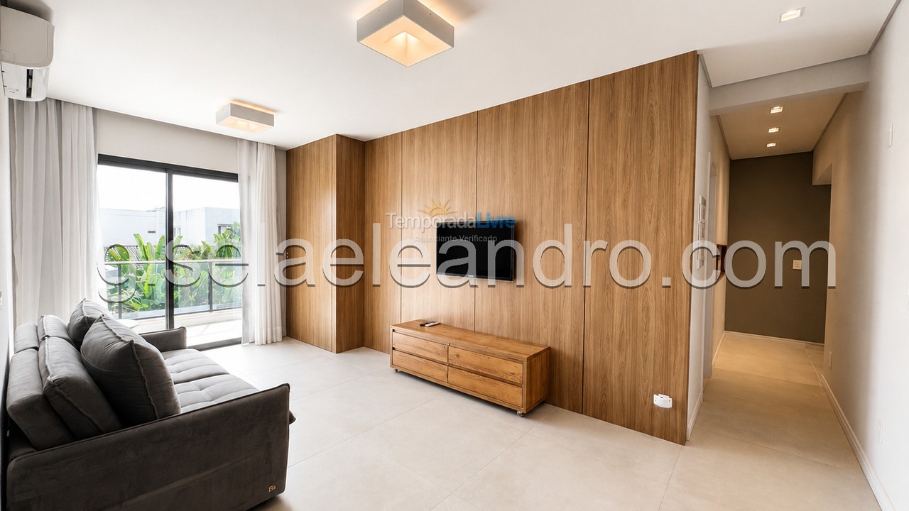 Casa para aluguel de temporada em Florianopolis (Jurerê Internacional)