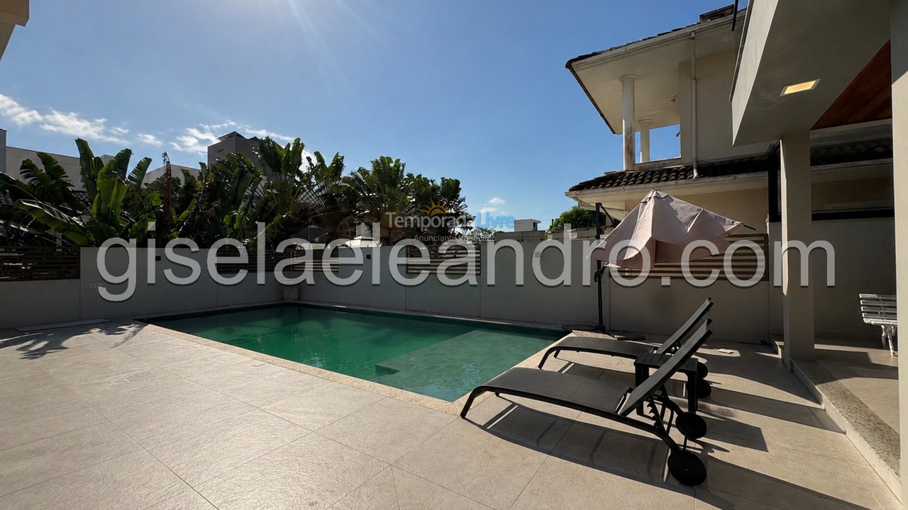Casa para aluguel de temporada em Florianopolis (Jurerê Internacional)