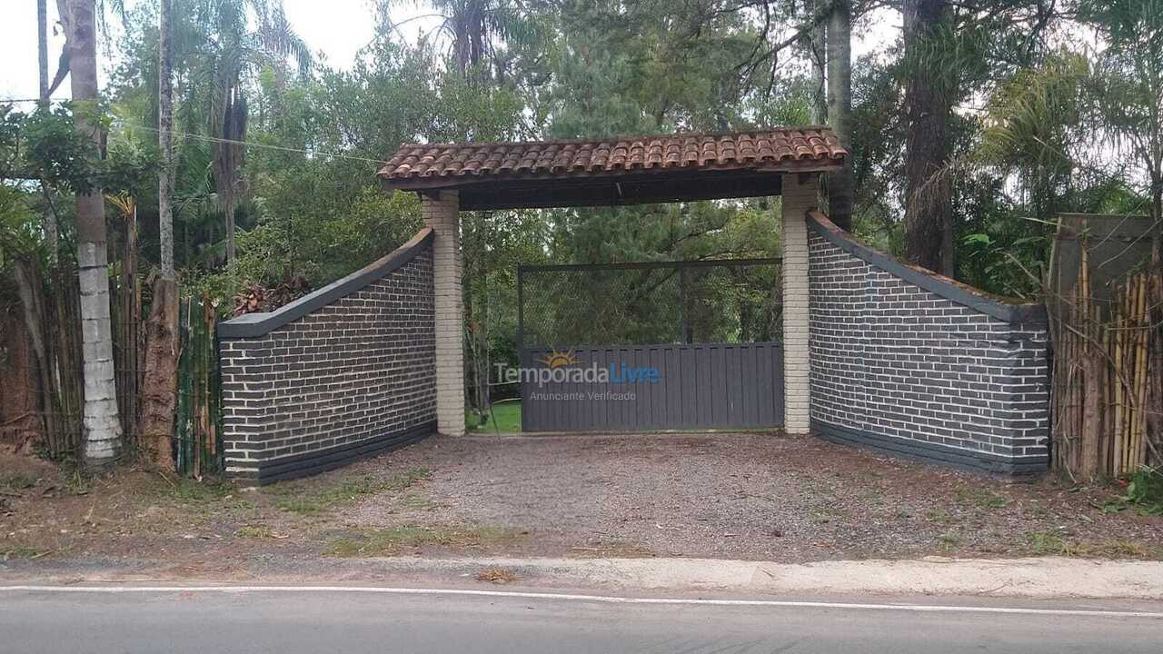 Casa para aluguel de temporada em Atibaia (Campo dos Aleixos)