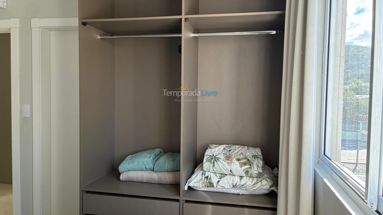 Apartamento para alquiler de vacaciones em Bombinhas (Mariscal)