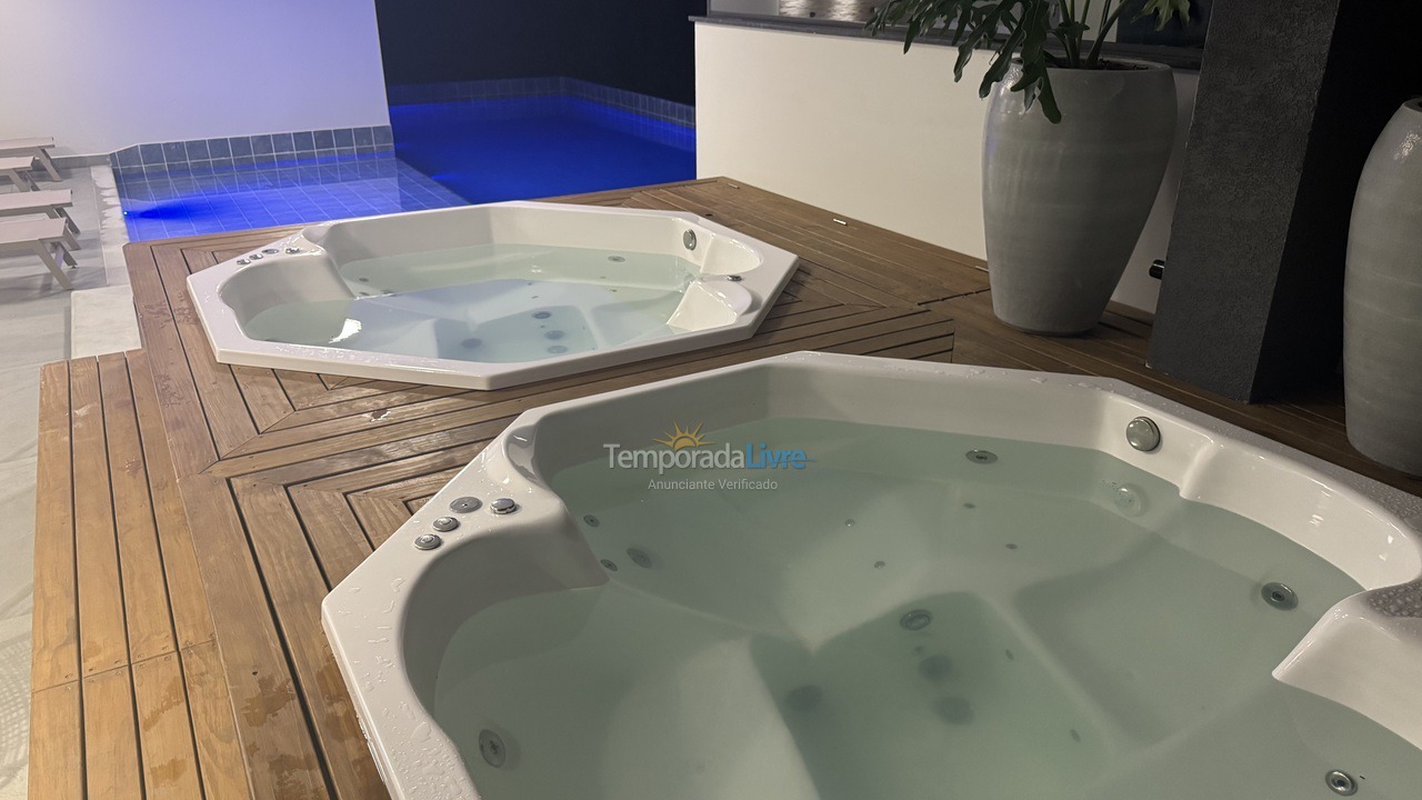 Apartment for vacation rental in Bombinhas (Praia de Bombas)