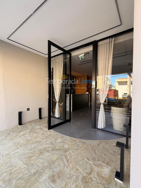 Apartment for vacation rental in Bombinhas (Praia de Bombas)