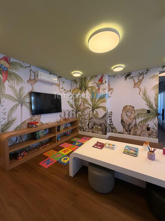 Apartment for vacation rental in Bombinhas (Praia de Bombas)