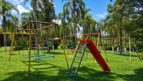 🌳🏡 Casa rural Ibiúna, piscina con tobogán y pista deportiva 🏡🌳