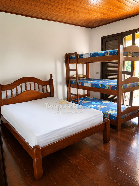 Granja para alquiler de vacaciones em Ibiúna (Ibiuna)