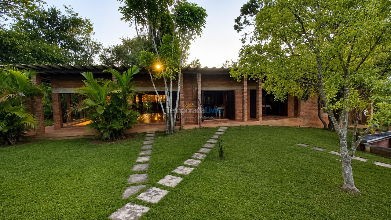 Granja para alquiler de vacaciones em Ibiúna (Ibiuna)