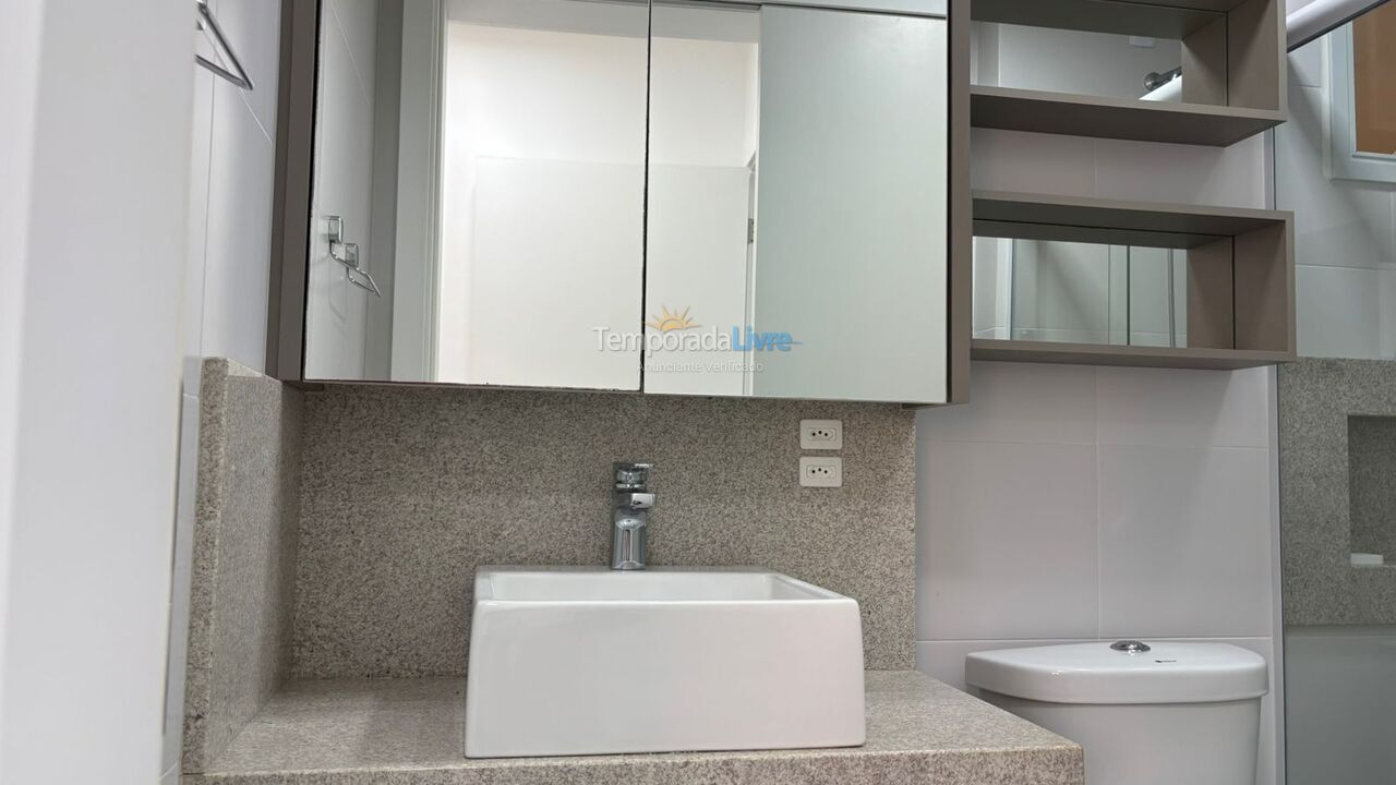 Apartment for vacation rental in Governador Celso Ramos (Palmas)