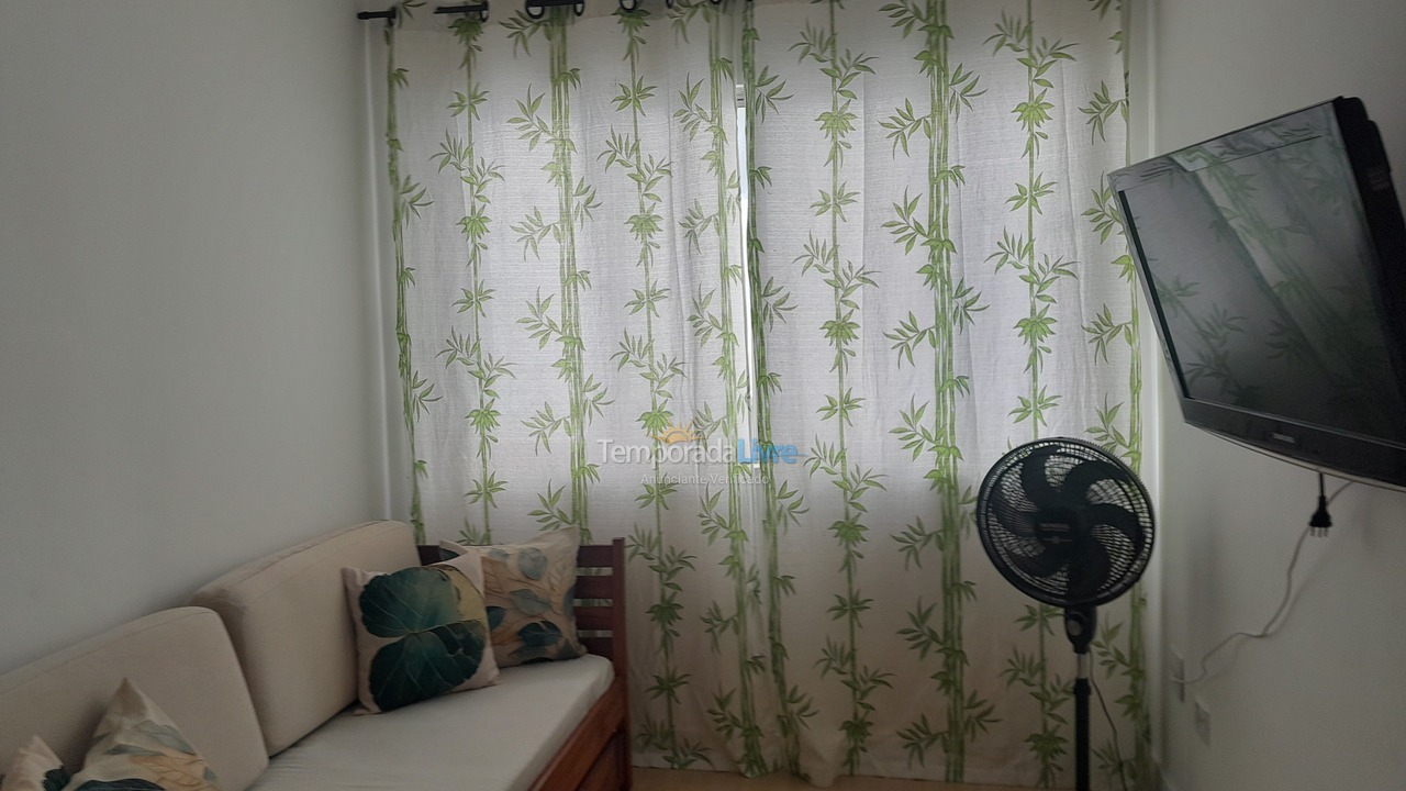 Apartamento para aluguel de temporada em Praia Grande (Praia do Caiçara)